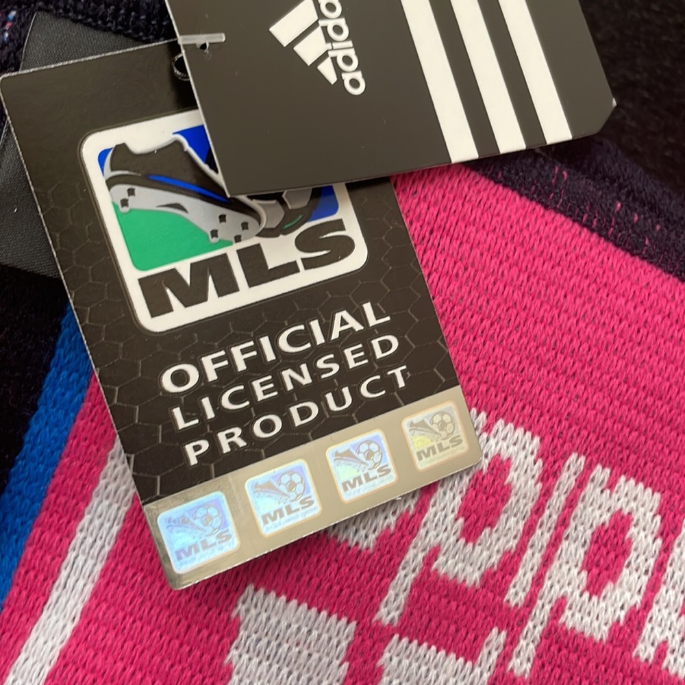 NWT Double Sided Adidas Pink & Black Scarf 🧣 - Picture 2 of 6